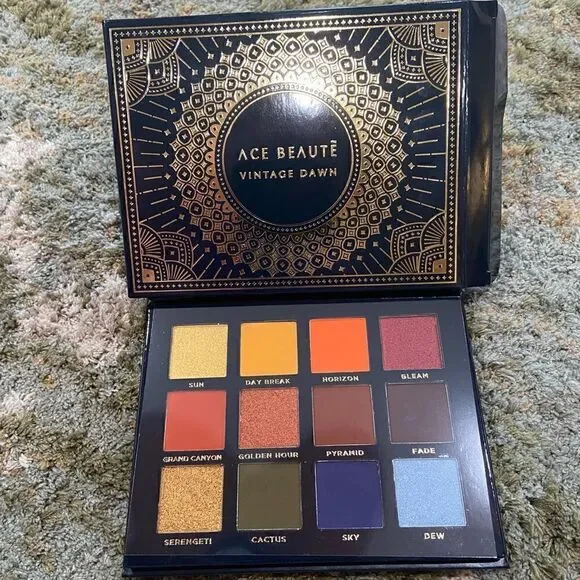 Ace Beaute Vintage Dawn Eyeshadow Palette NIB vibrant colors absolutely stunning - Picture 3 of 5